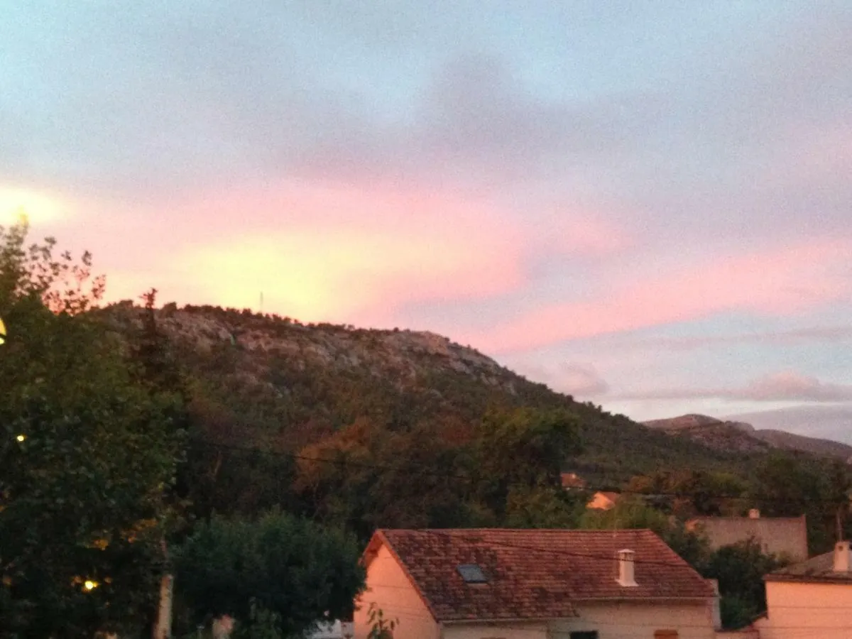 Appartement En Provence Aubagne Apartmán